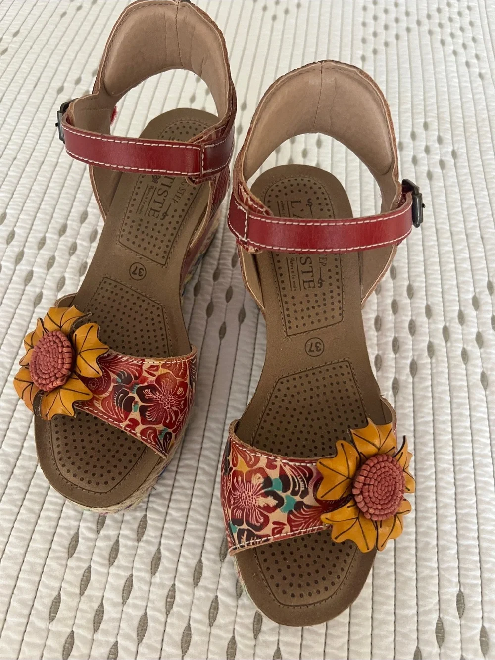 L’ Artiste Spring Step Red Platform Sandals with Yellow Flower Accent